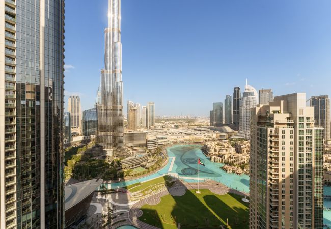 Apartment in Dubai - Ultimate Living w/ Front-Row Views of Burj Khalifa & Dubai Fountains Apartment in Dubai - Ultimate Living w/ Front-Row Views of Burj Khalifa & Dubai Fountains