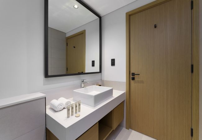 Apartment in Dubai -  Blissful Living w/ Scenic Golf Vws in Dubai Hills  Apartment in Dubai -  Blissful Living w/ Scenic Golf Vws in Dubai Hills