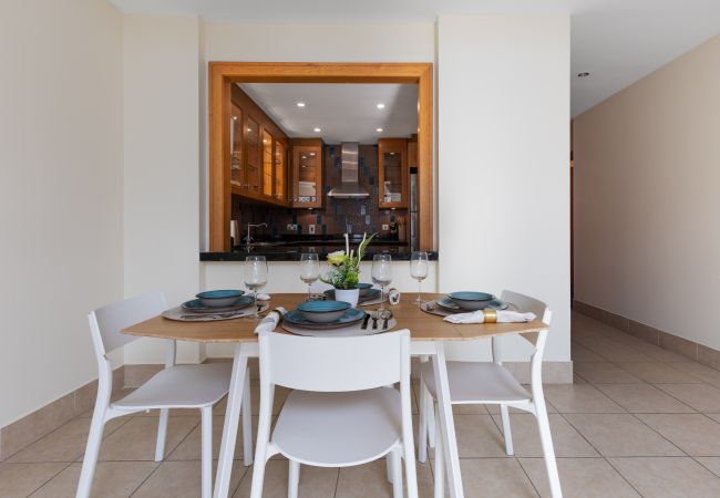 Apartment in Dubai - Stylish & Spacious Apartment in Downtown Dubai Apartment in Dubai - Stylish & Spacious Apartment in Downtown Dubai