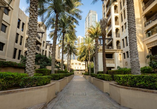 Apartment in Dubai - Stylish & Spacious Apartment in Downtown Dubai Apartment in Dubai - Stylish & Spacious Apartment in Downtown Dubai