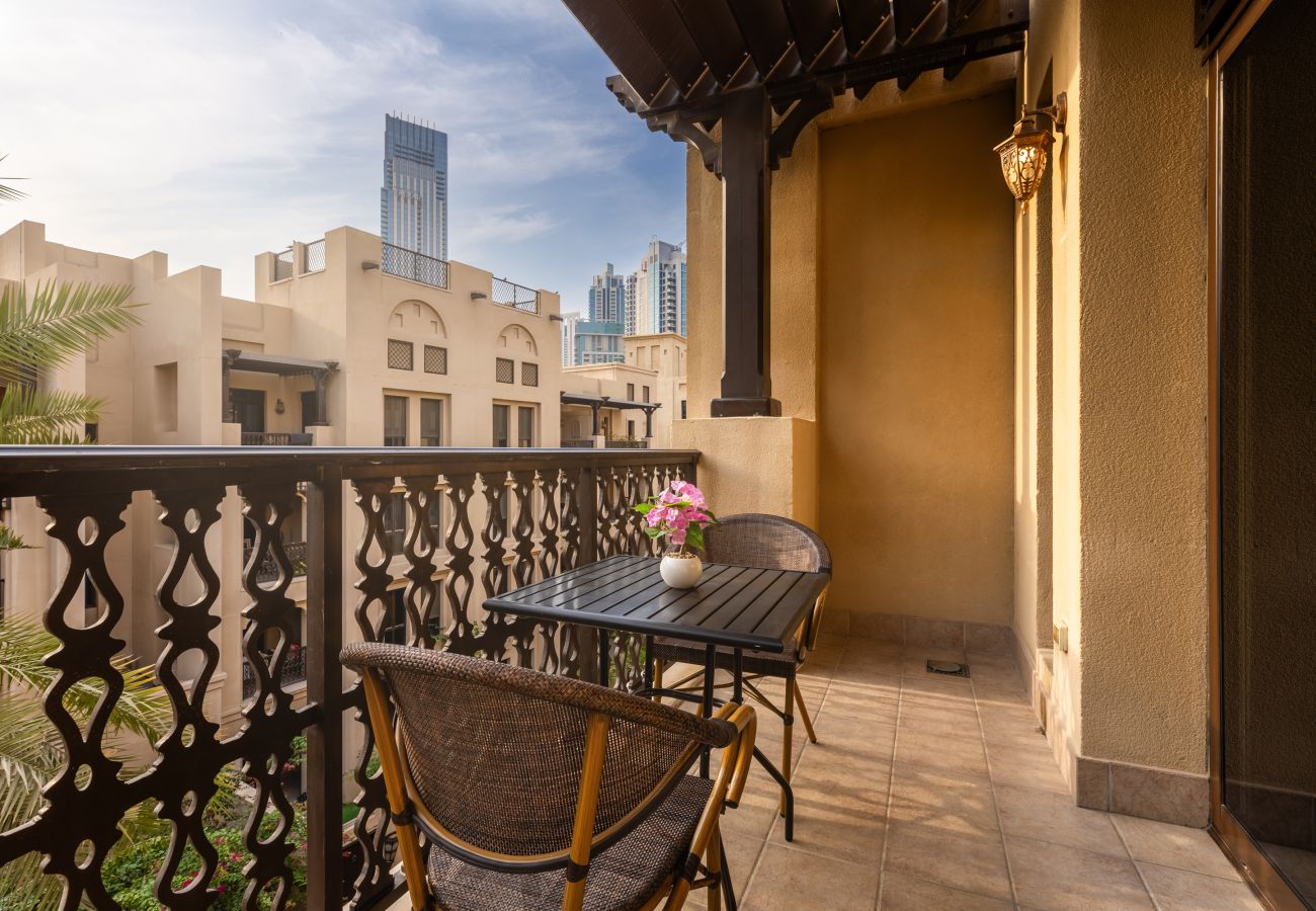 Apartment in Dubai - Stylish & Spacious Apartment in Downtown Dubai