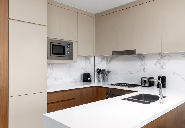 Apartment in Dubai - Luxury Apt w/ Spectacular Burj Khalifa Views Apartment in Dubai - Luxury Apt w/ Spectacular Burj Khalifa Views