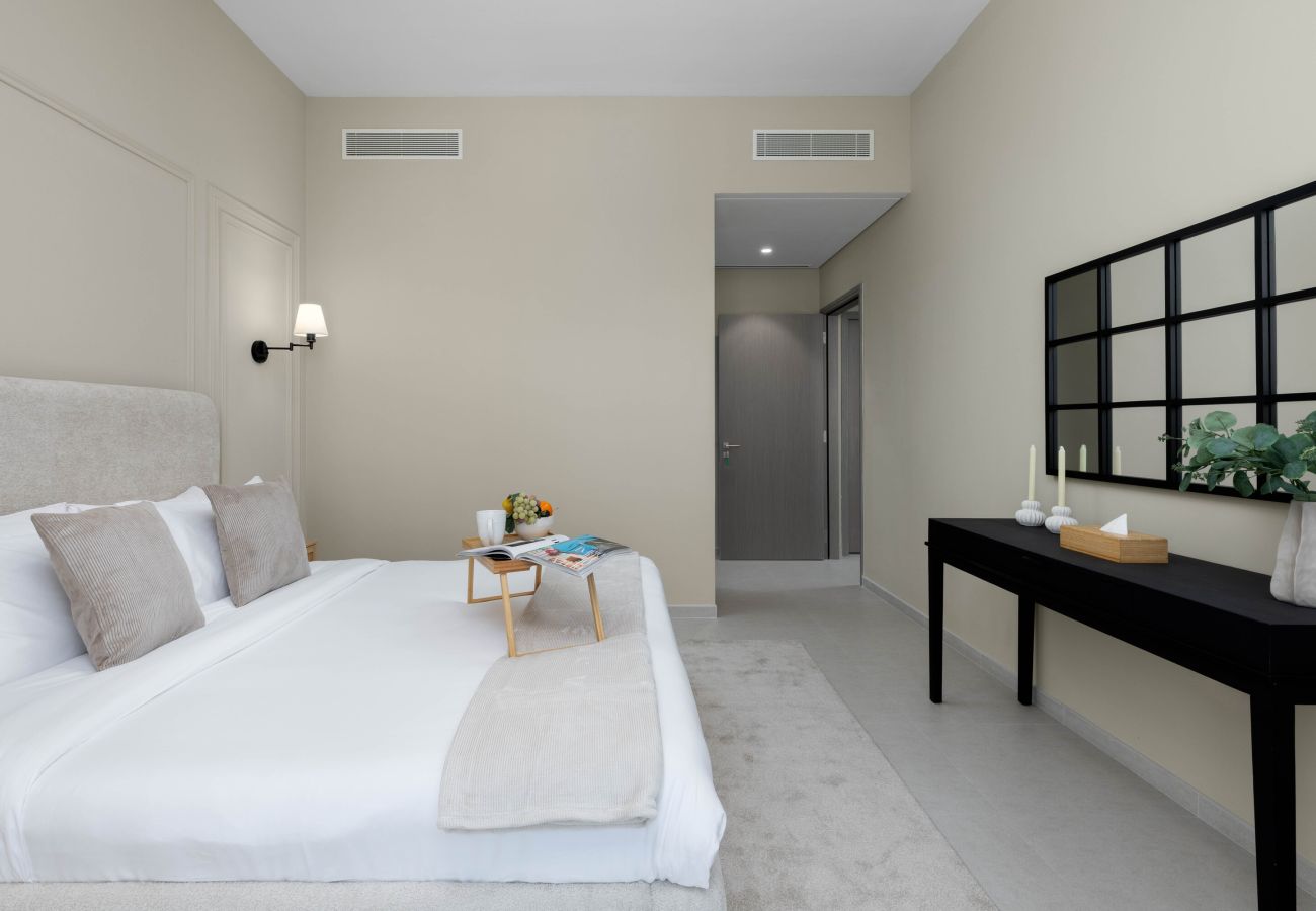 Apartment in Dubai - Exclusive Cityscape w/ Panoramic Burj Khalifa Vws