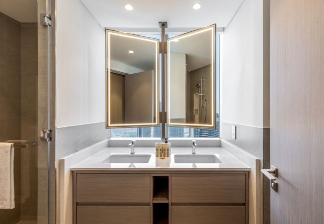 Apartment in Dubai - Sky-High Elegance w/ Unrivaled Burj Khalifa Views Apartment in Dubai - Sky-High Elegance w/ Unrivaled Burj Khalifa Views