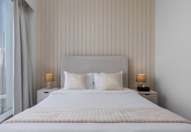 Apartment in Dubai - Sky-High Elegance w/ Unrivaled Burj Khalifa Views Apartment in Dubai - Sky-High Elegance w/ Unrivaled Burj Khalifa Views