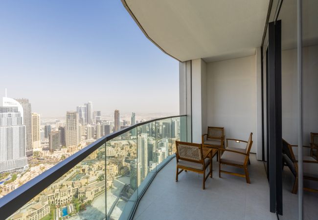 Apartment in Dubai - Sky-High Elegance w/ Unrivaled Burj Khalifa Views Apartment in Dubai - Sky-High Elegance w/ Unrivaled Burj Khalifa Views