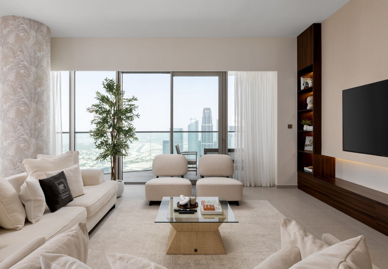 Apartment in Dubai - Sky-High Elegance w/ Unrivaled Burj Khalifa Views
