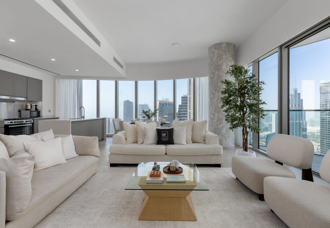 Apartment in Dubai - Sky-High Elegance w/ Unrivaled Burj Khalifa Views