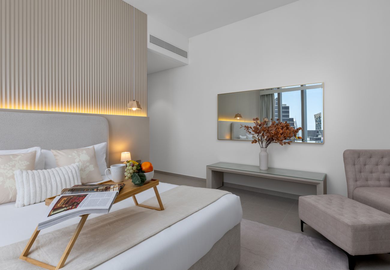 Apartment in Dubai - Sky-High Elegance w/ Unrivaled Burj Khalifa Views