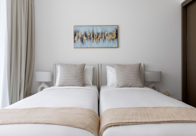 Apartment in Dubai - Coastal Living w/ Uninterrupted Sea & Palm Views  Apartment in Dubai - Coastal Living w/ Uninterrupted Sea & Palm Views