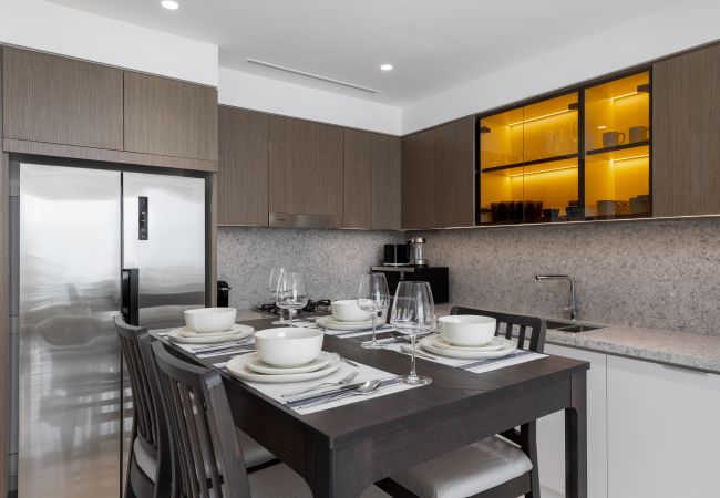 Apartment in Dubai - Coastal Living w/ Uninterrupted Sea & Palm Views  Apartment in Dubai - Coastal Living w/ Uninterrupted Sea & Palm Views