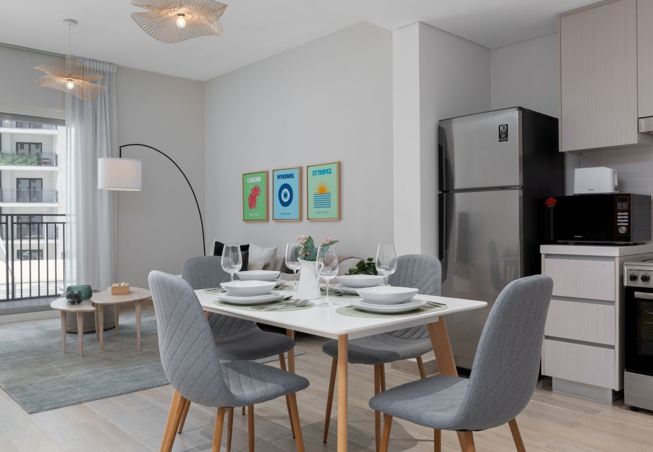 Apartment in Abu Dhabi - Relaxed Yas Island Living Near ALL Attractions 