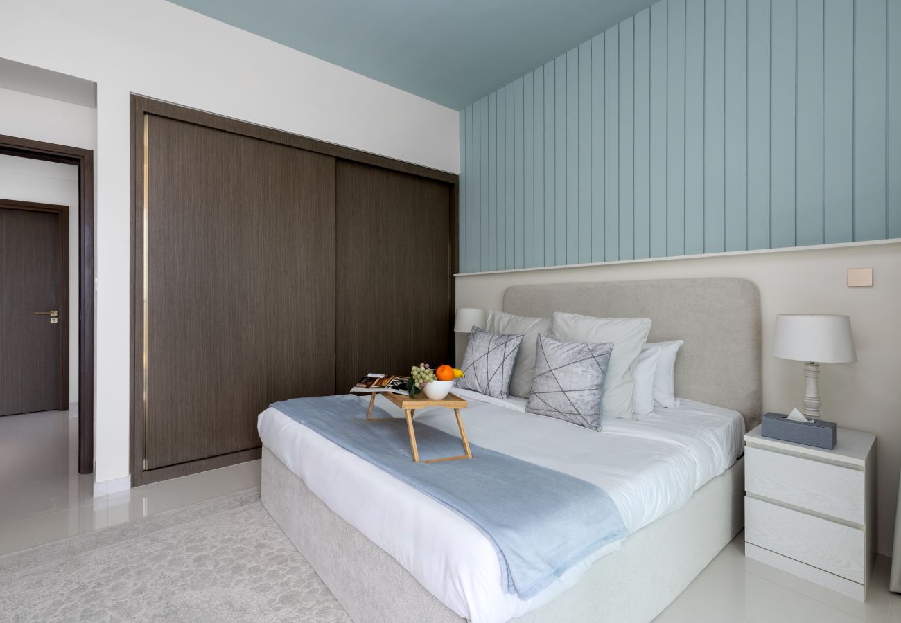 Apartment in Dubai - Waterfront Living w/ Unparalleled Sea & Palm Vws 