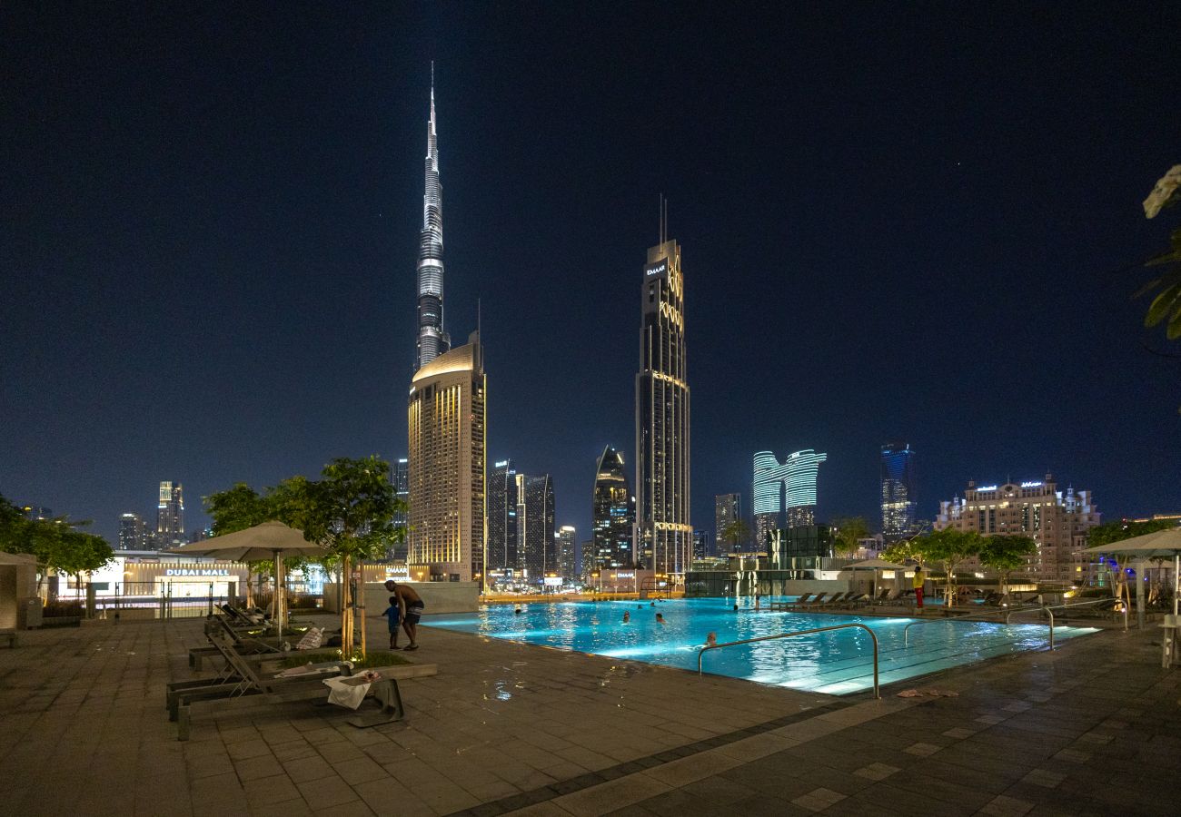 Apartment in Dubai - Urban & Elegant Stay Just Steps from Burj Khalifa