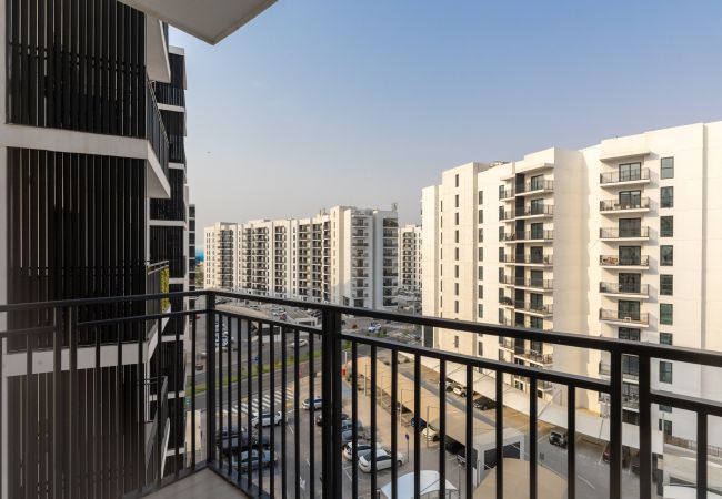 Apartment in Abu Dhabi - Modern Hideaway w/ Canal Views on Yas Island Apartment in Abu Dhabi - Modern Hideaway w/ Canal Views on Yas Island