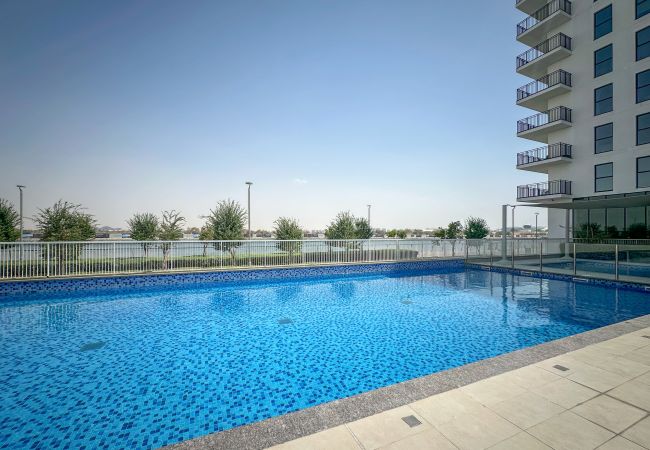 Apartment in Abu Dhabi - Modern Hideaway w/ Canal Views on Yas Island Apartment in Abu Dhabi - Modern Hideaway w/ Canal Views on Yas Island