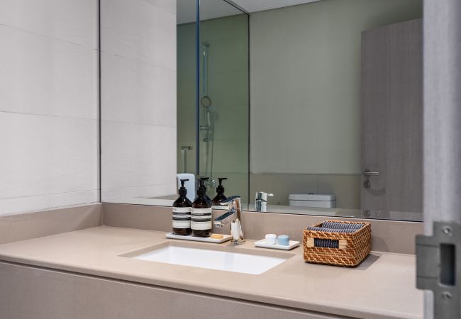 Apartment in Abu Dhabi - Chic Yas Island Escape w/ Iconic Ferrari World Vws  Apartment in Abu Dhabi - Chic Yas Island Escape w/ Iconic Ferrari World Vws