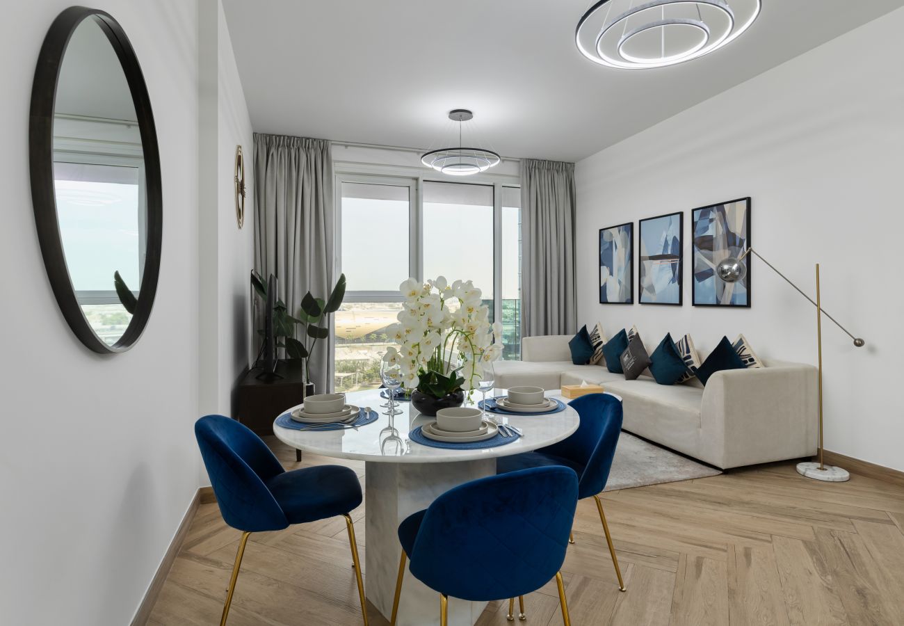 Urban parkside holiday rental located next to Zabeel Park near Dubai Frame