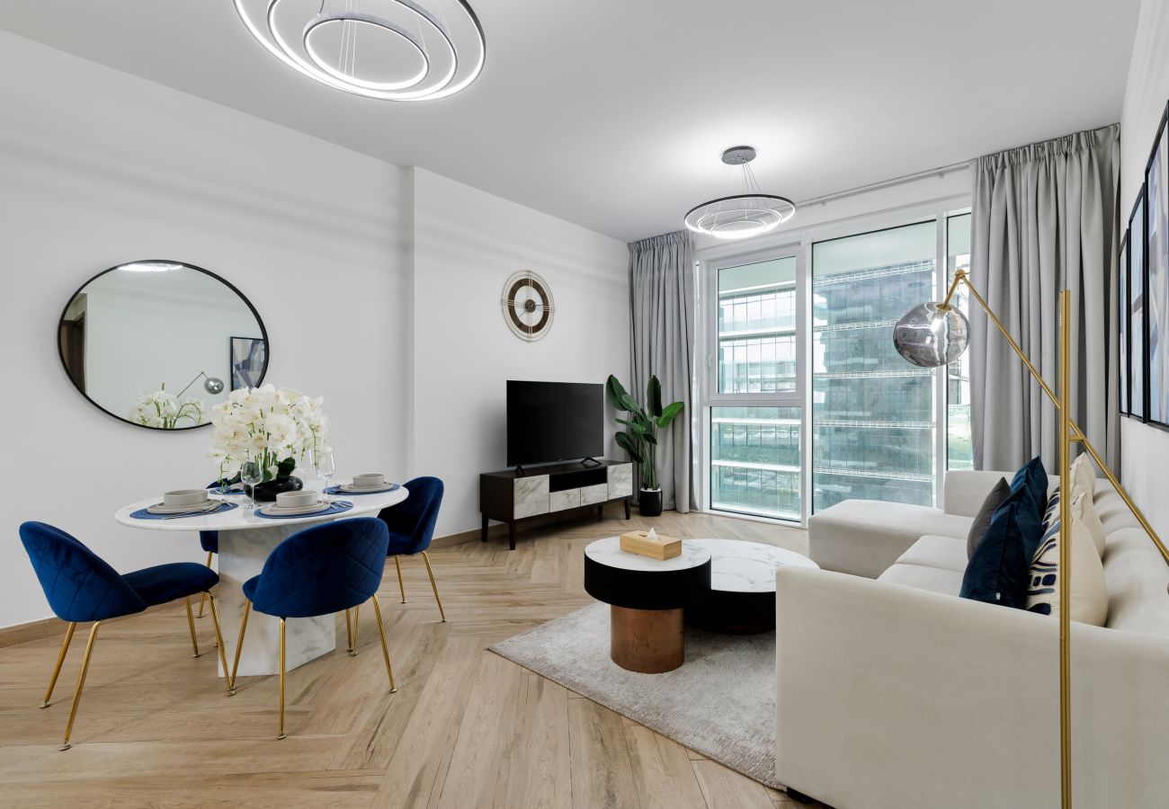 Urban parkside holiday rental close to Downtown Dubai