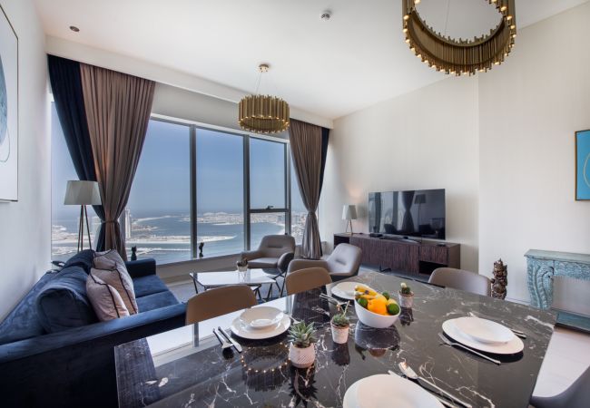 Apartment in Dubai - Chic Coastal Escape w/ Open Sea Vws on Palm Entry  Apartment in Dubai - Chic Coastal Escape w/ Open Sea Vws on Palm Entry