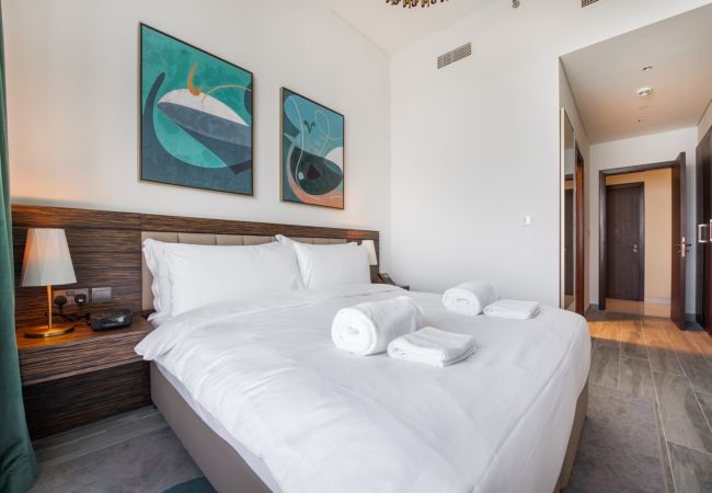 Apartment in Dubai - Chic Coastal Escape w/ Open Sea Vws on Palm Entry  Apartment in Dubai - Chic Coastal Escape w/ Open Sea Vws on Palm Entry