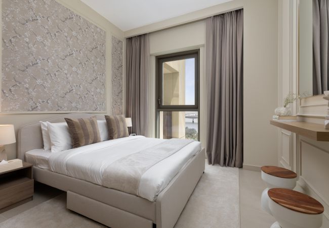 Apartment in Dubai -  Creekside Elegance w/ Canal Vws at Creek Beach  Apartment in Dubai -  Creekside Elegance w/ Canal Vws at Creek Beach