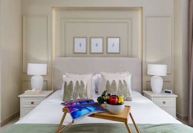 Apartment in Dubai -  Creekside Elegance w/ Canal Vws at Creek Beach  Apartment in Dubai -  Creekside Elegance w/ Canal Vws at Creek Beach