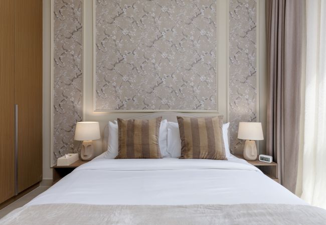 Apartment in Dubai -  Creekside Elegance w/ Canal Vws at Creek Beach  Apartment in Dubai -  Creekside Elegance w/ Canal Vws at Creek Beach