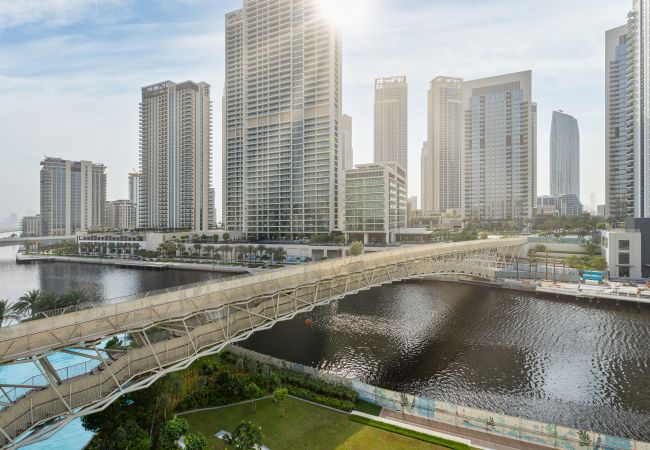 Apartment in Dubai -  Creekside Elegance w/ Canal Vws at Creek Beach  Apartment in Dubai -  Creekside Elegance w/ Canal Vws at Creek Beach