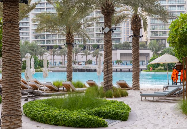 Apartment in Dubai -  Creekside Elegance w/ Canal Vws at Creek Beach  Apartment in Dubai -  Creekside Elegance w/ Canal Vws at Creek Beach