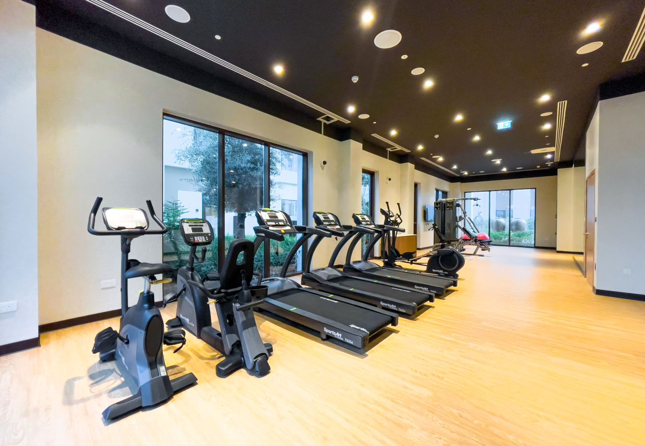 Apartment in Dubai -  Creekside Elegance w/ Canal Vws at Creek Beach 