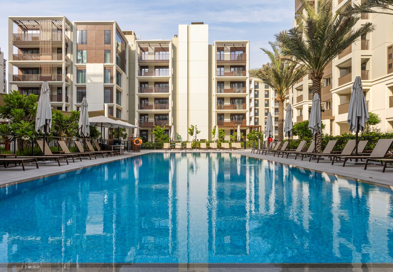 Apartment in Dubai -  Creekside Elegance w/ Canal Vws at Creek Beach 