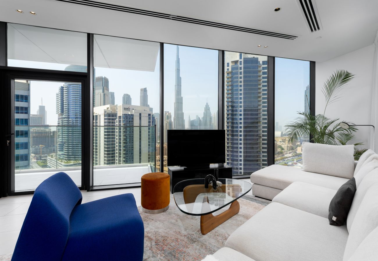 Experience luxury in our Sky-high holiday rental with stunning Burj Khalifa views in Downtown Dubai. Elevate your escape – call us, come and meet us, 