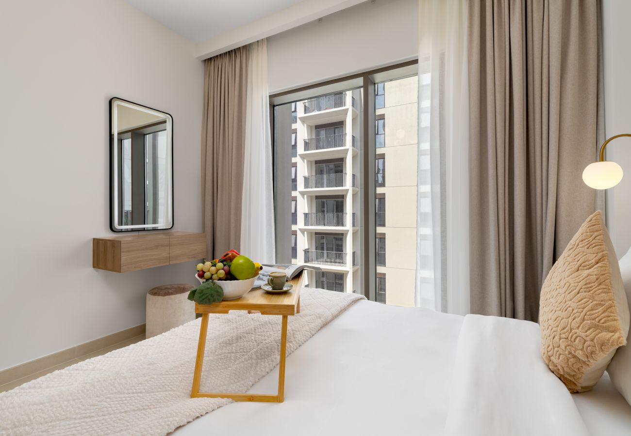Apartment in Dubai - Charming Urban Escape w/ Resort-Style Facilities 