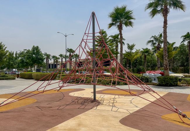 Studio in Dubai - Stylish Studio w/ Top Facilities in Damac Hills Studio in Dubai - Stylish Studio w/ Top Facilities in Damac Hills