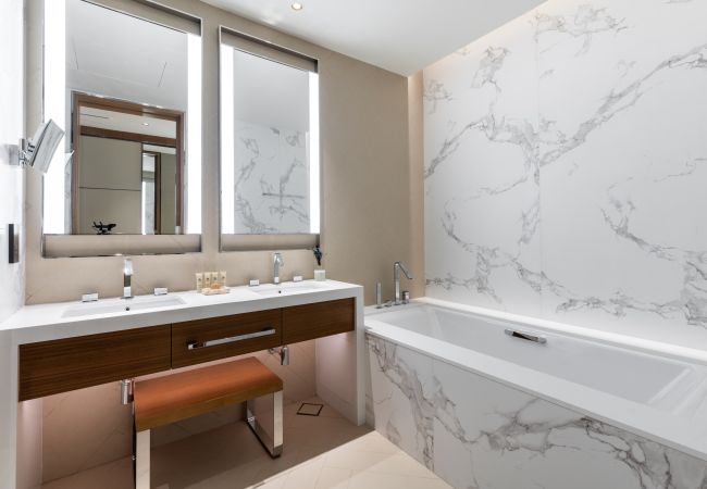 Apartment in Dubai - Fabulous Apt w/ Sensational Burj Khalifa Views  Apartment in Dubai - Fabulous Apt w/ Sensational Burj Khalifa Views