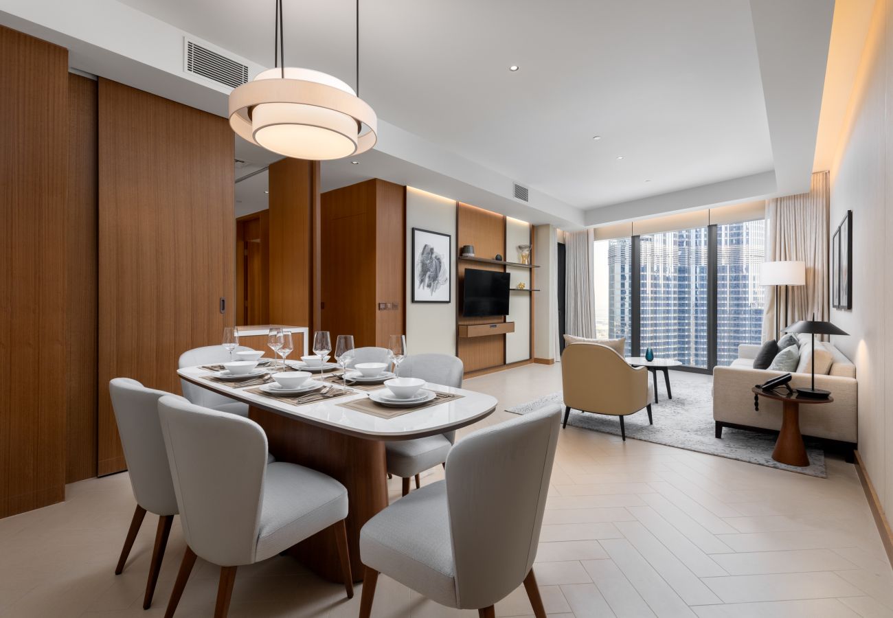 Experience luxury in our fabulous holiday rental with sensational Burj Khalifa views in Downtown Dubai. Your dream getaway awaits – learn more and boo