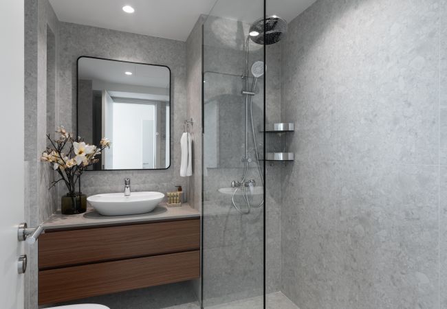 Apartment in Dubai - Dazzling Downtown Retreat w/ Panoramic City Views Apartment in Dubai - Dazzling Downtown Retreat w/ Panoramic City Views