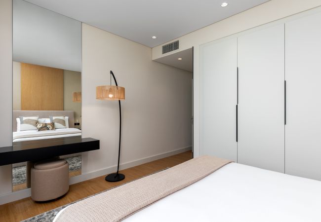 Apartment in Dubai - Chic Downtown Living w/ Dubai Cityscape Views Apartment in Dubai - Chic Downtown Living w/ Dubai Cityscape Views