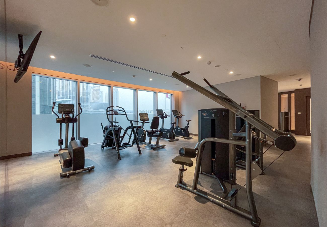 Apartment in Dubai -  City Heights Retreat w/ Panoramic Skyline Views