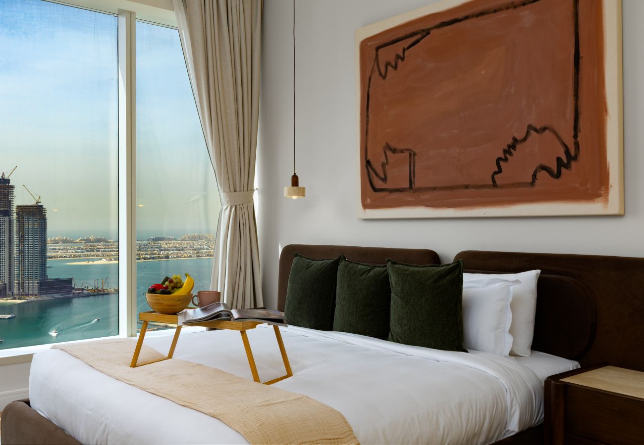 Apartment in Dubai - High-Floor Haven w/ Open Sea Views on Palm Entry  