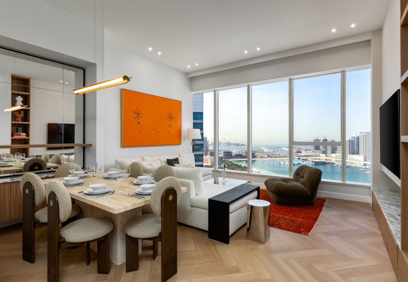 Apartment in Dubai - High-Floor Haven w/ Open Sea Views on Palm Entry  