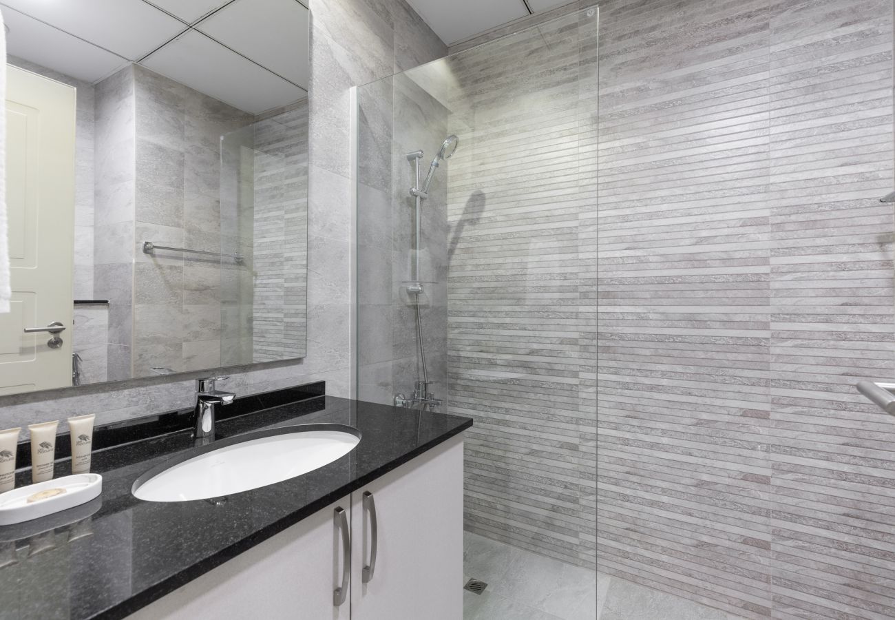 Apartment in Dubai - Chic & Eclectic Family Home w/ Park Vws in Meydan  