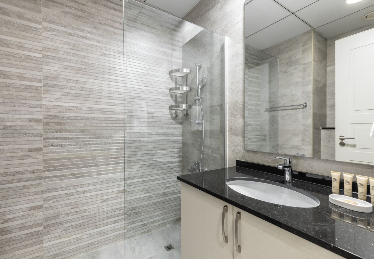 Apartment in Dubai - Chic & Eclectic Family Home w/ Park Vws in Meydan  