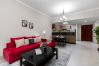 Apartment in Dubai - Comfortable Downtown Apartment w/ City Skyline Vws