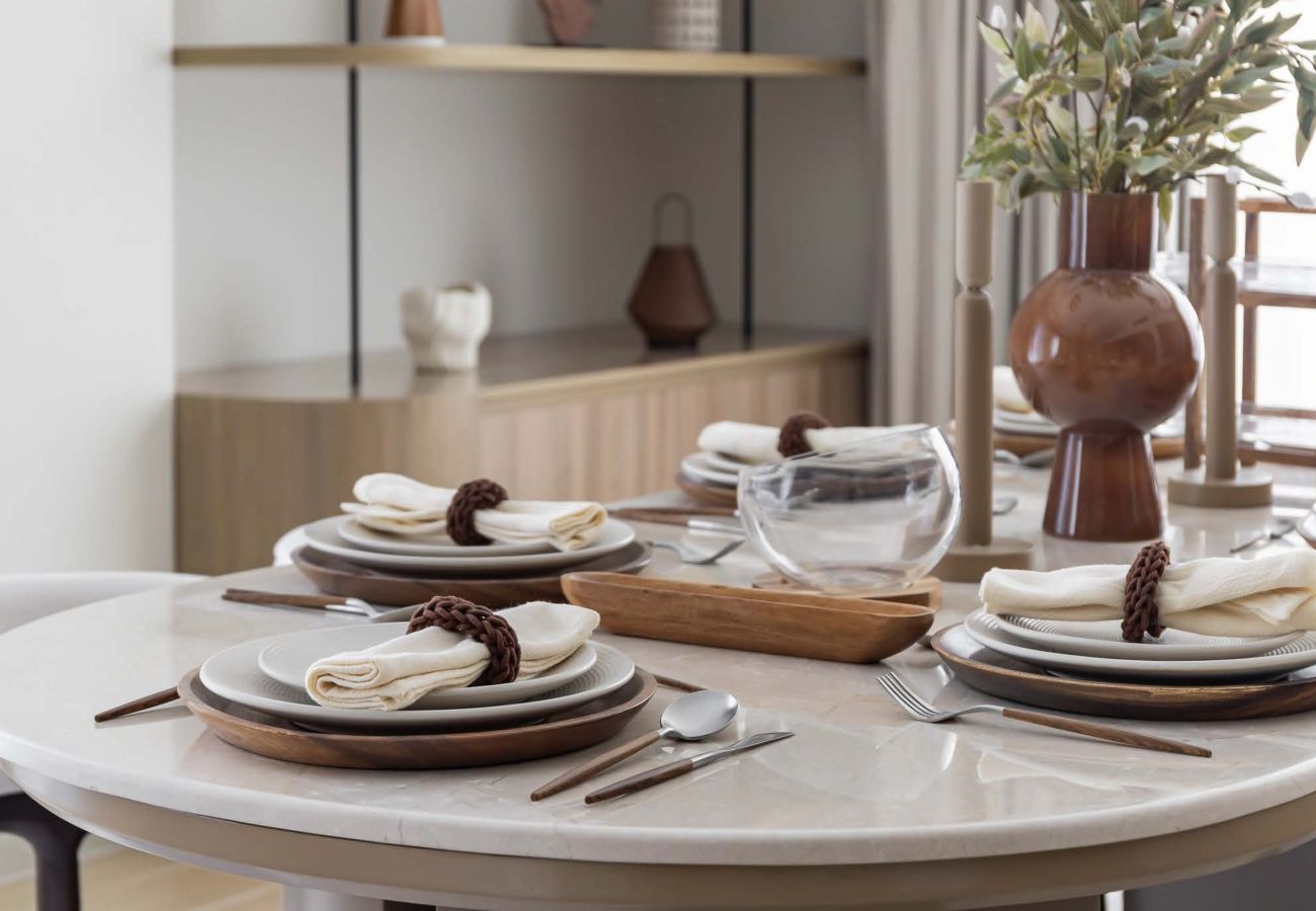 Apartment in Dubai - Ultimate Luxury Penthouse w/ Pool & Marina Views 