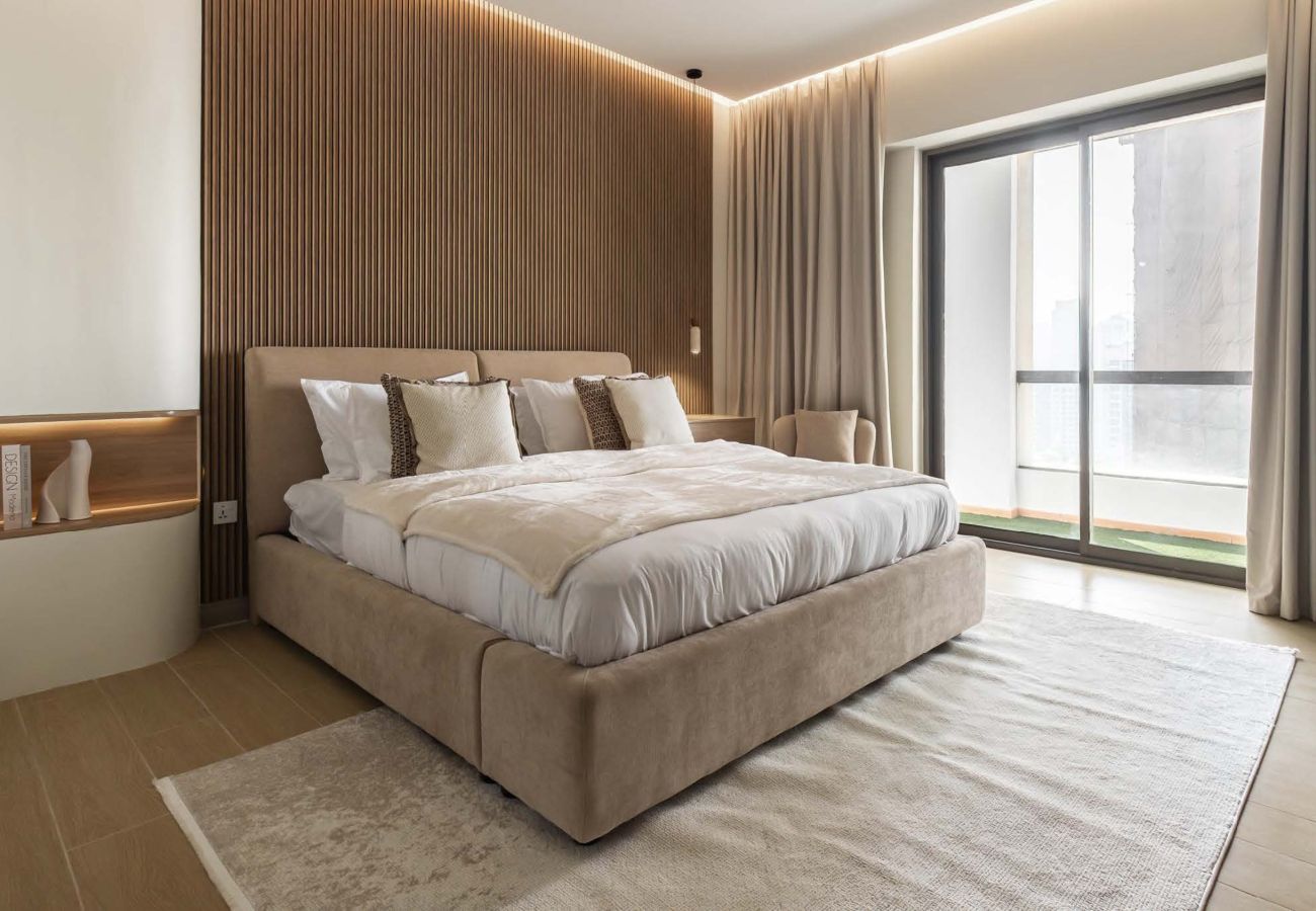 Apartment in Dubai - Ultimate Luxury Penthouse w/ Pool & Marina Views 