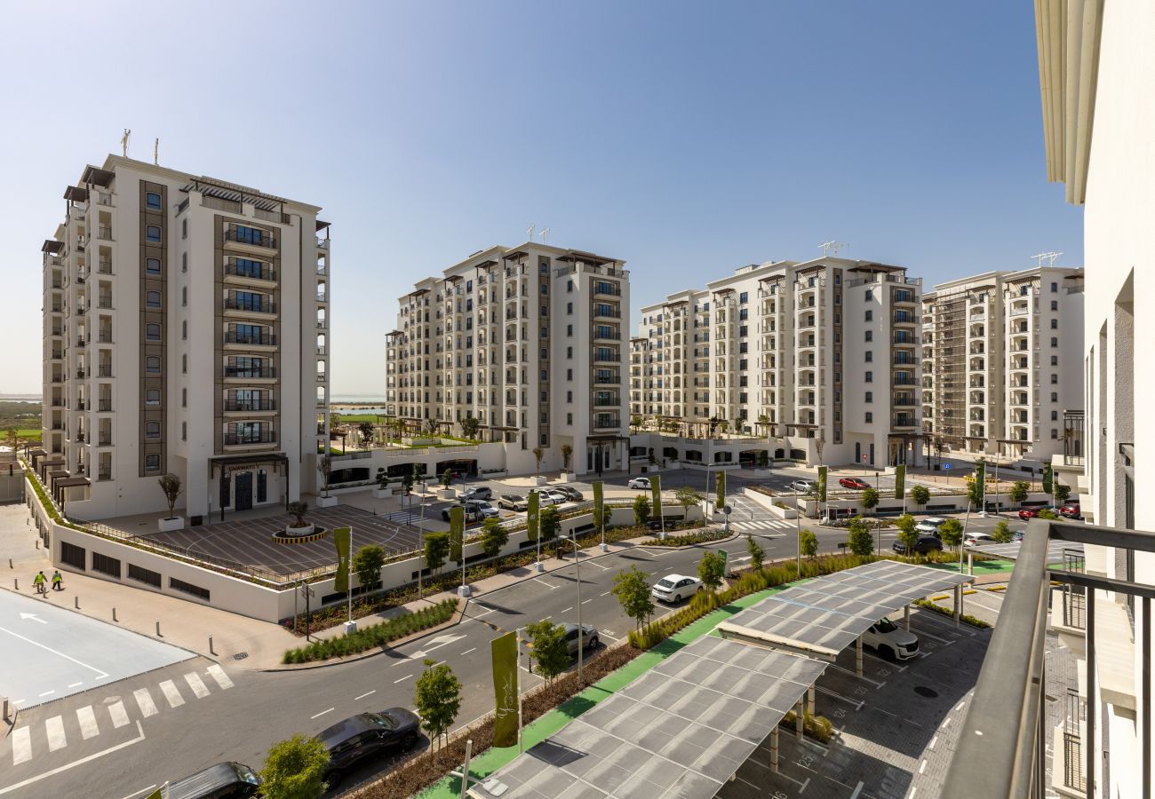 Apartment in Abu Dhabi - Relaxed Yas living with Resort-Style Facilities 