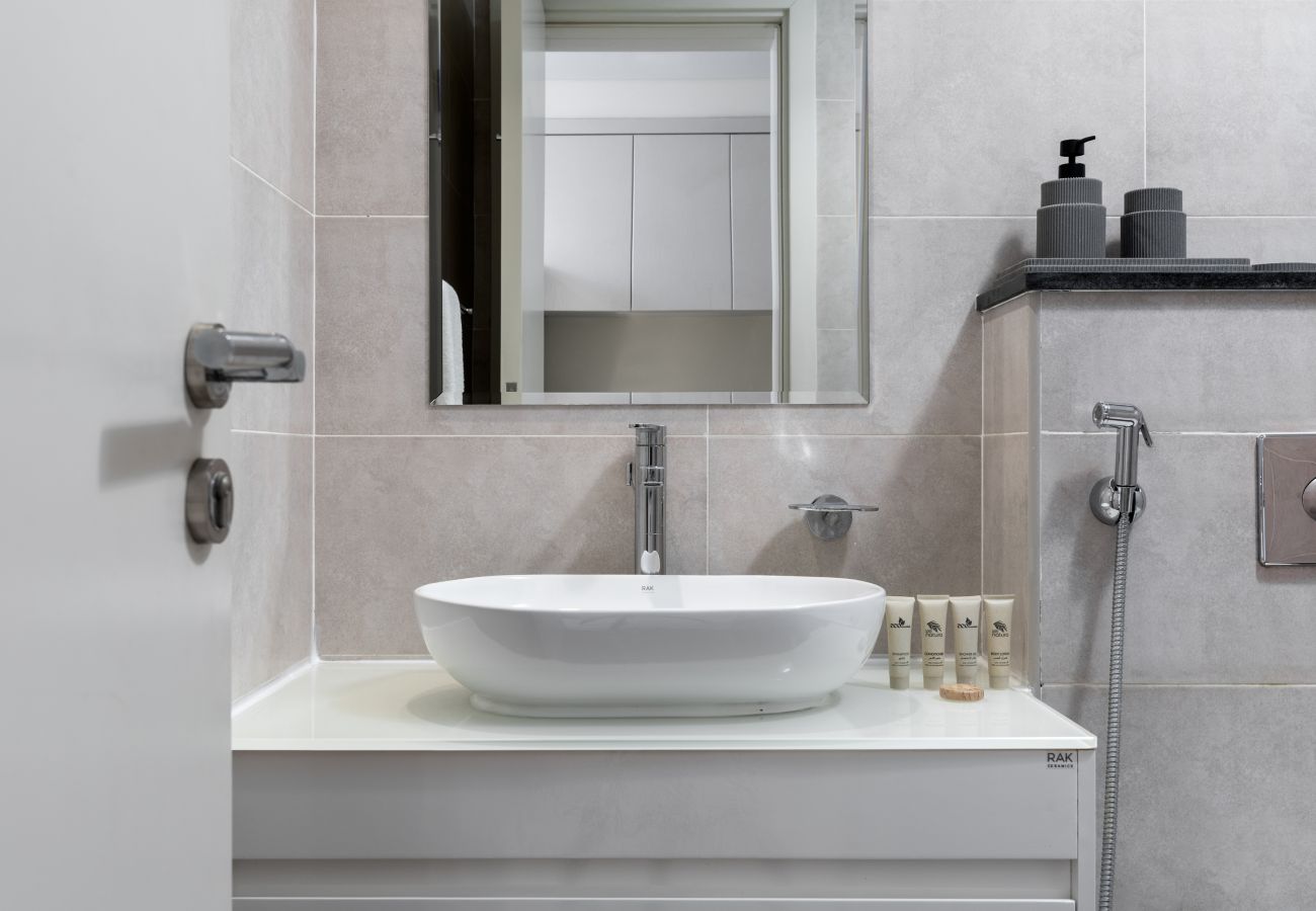 Studio in Dubai - Refined Studio w/ Top Facilities in Damac Hills