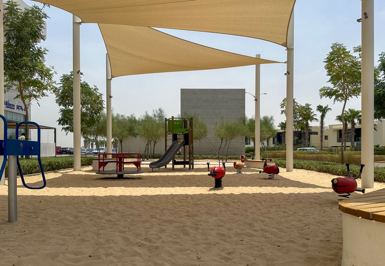 Studio in Dubai - Elegant Studio Retreat in Damac Hills